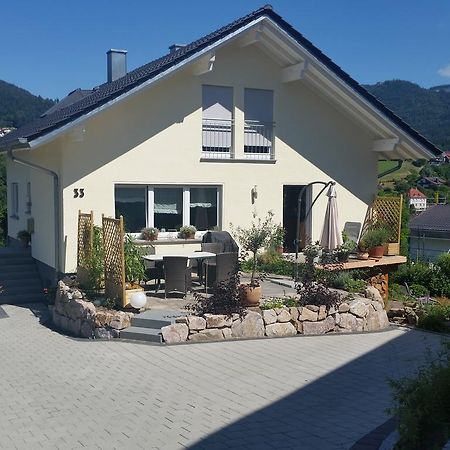 Ferienwohnung Schwarzwaldblick Bühlertal エクステリア 写真